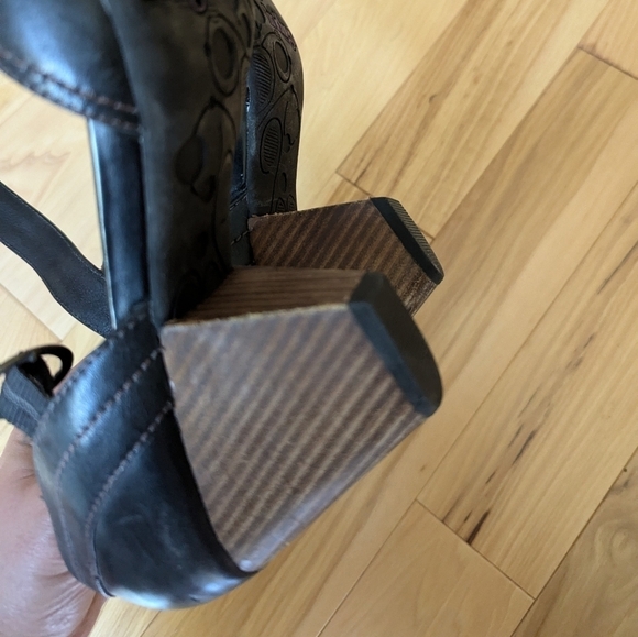 😃Indigo black block heels sz 9.5 2.5" heel - Picture 6 of 8